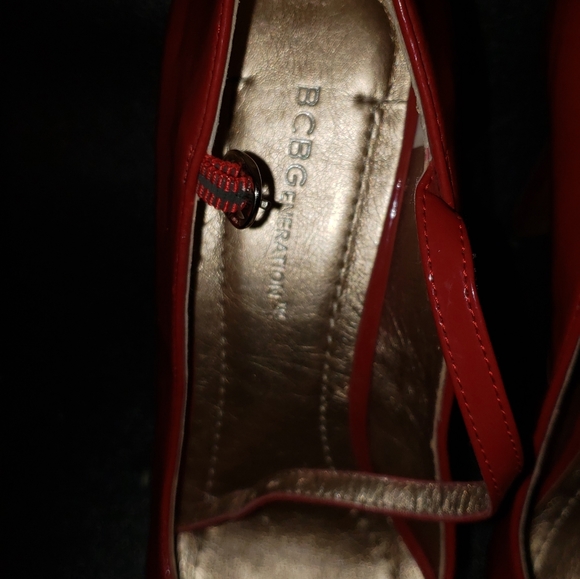 Pumps - Picture 3 of 10